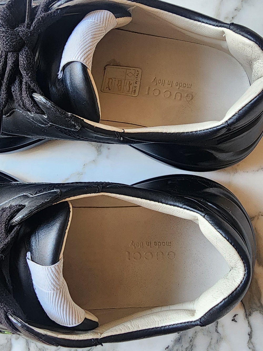 Gucci Rhyton Women's Black Leather Sneakers with Rainbow Logo Graphic Size 7.5 - Picture 8 of 13